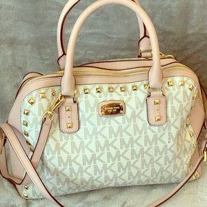 Michael Kors Pink handbag with MK Pattern!